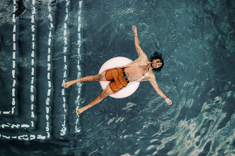 4 Common Signs You’re Allergic to Your Belt Buckle 