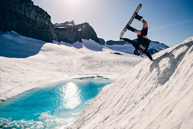 Can You Wear a Belt With Your Snowboarding Pants?